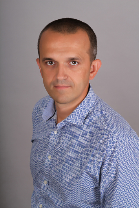 messages.contact.contact-name-1